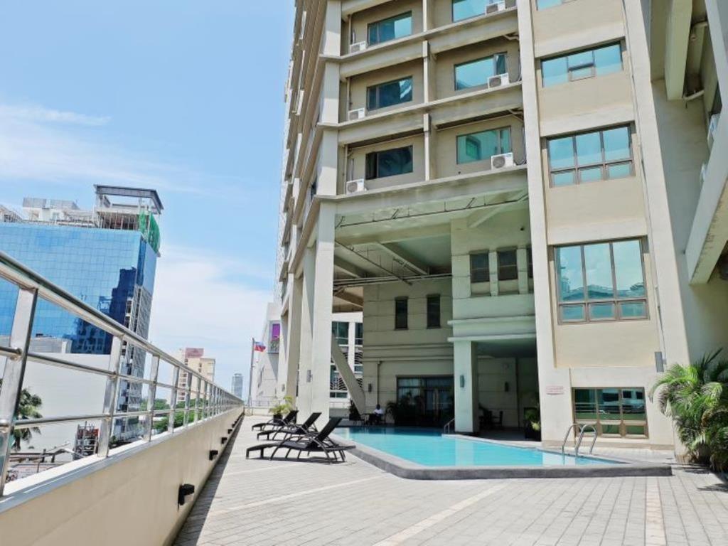 Mandarin Plaza Hotel Cebu Exterior foto